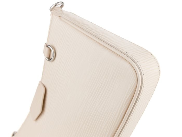 Louis Vuitton Easy Pouch On Strap Bag - Image 2