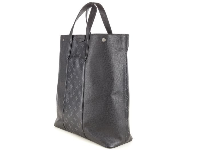 Louis Vuitton Taigarama City Tote Bag - Image 4