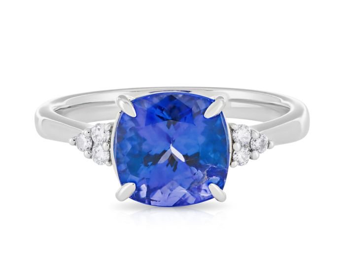 Tanzanite & Diamond Ring (2)