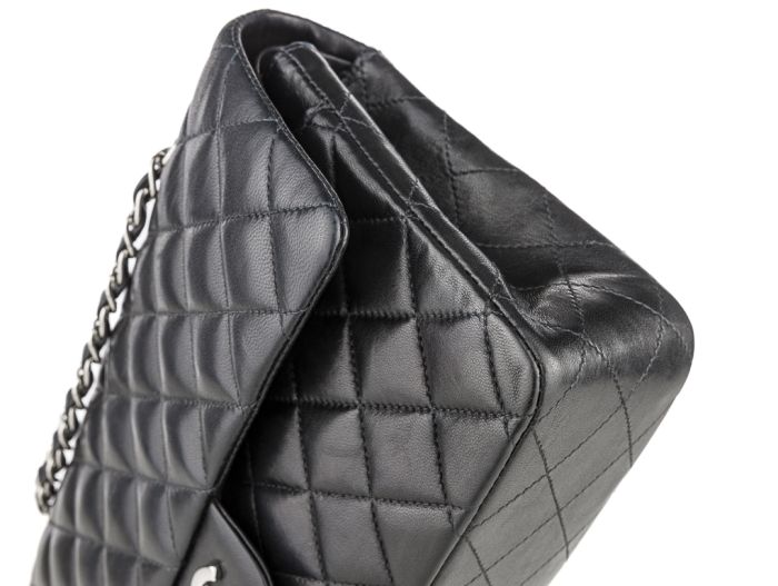 Chanel Classic Medium Double Flap Bag - Image 2