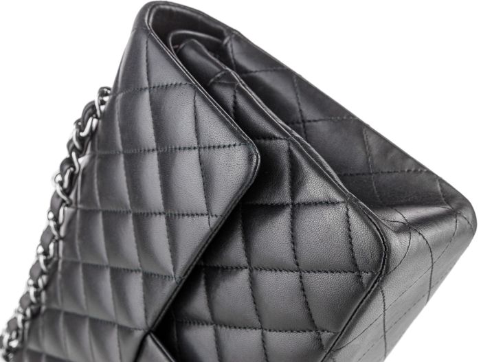 Chanel Classic Medium Double Flap Bag - Image 2