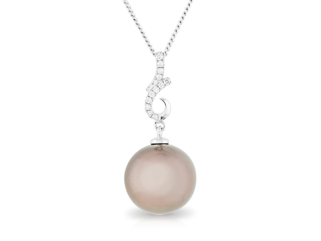 Pearl & Diamond Necklace (1)