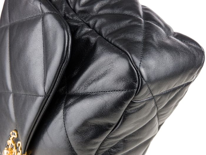 Chanel Black Lambskin Maxi 19 Single Flap Bag - Image 6