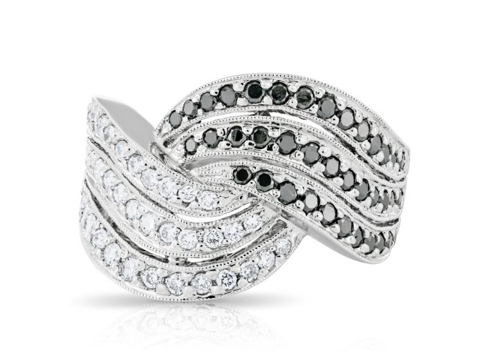 Black & White Diamond Ring (1)