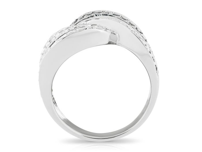 Black & White Diamond Ring (3)