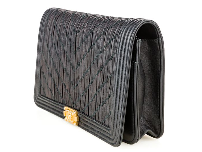 Chanel Black Pleated Crumpled Chevron Le Boy Wallet On Chain Crossbody Bag - Image 2