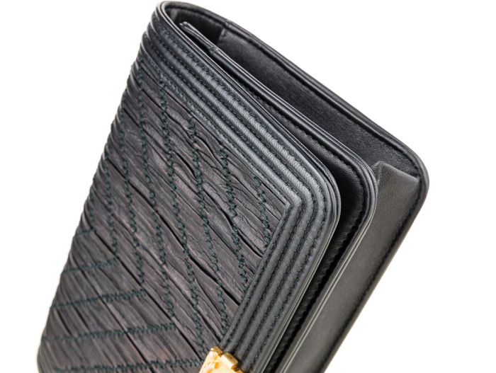 Chanel Black Pleated Crumpled Chevron Le Boy Wallet On Chain Crossbody Bag - Image 4