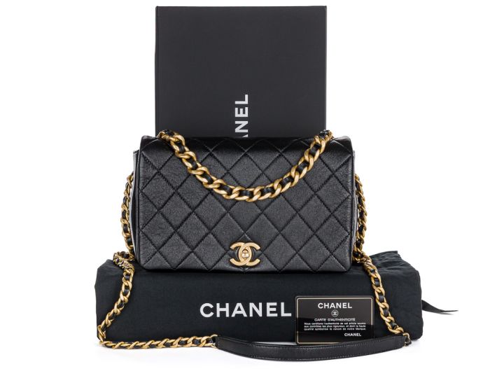 Chanel Black Therapy Caviar Medium Flap Bag - Image 6