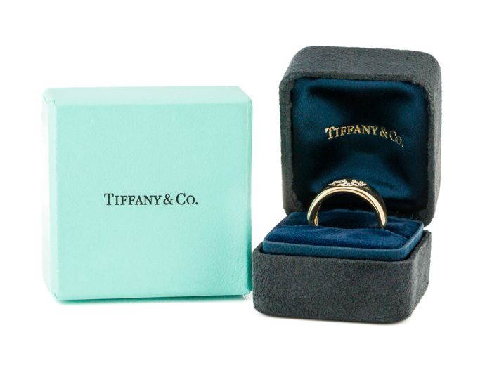 Tiffany & Co. 18ct Yellow Gold Heart Diamond Ring (4)