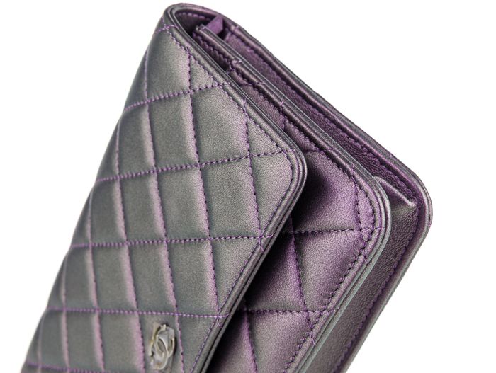 Chanel Iridescent Lambskin Purple Bag - Image 4