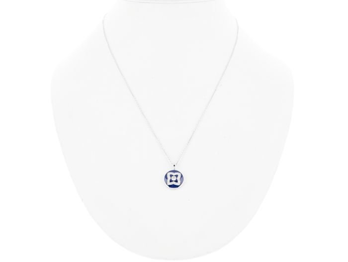 De Beers 18kt White gold Enchanted Lotus 0.22ct Diamond and Enamel necklace (3)