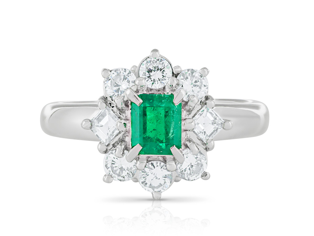 0.40ct Emerald & 0.59ct Diamond Ring