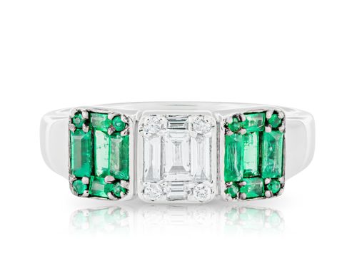 Emerald & 0.31ct Diamond Ring (1)