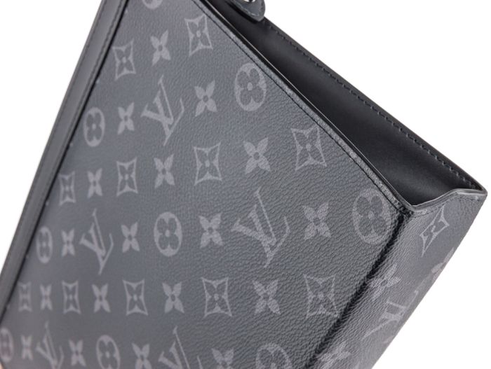 Louis Vuitton Black Monogram Toiletry 26 Pouch - Image 4