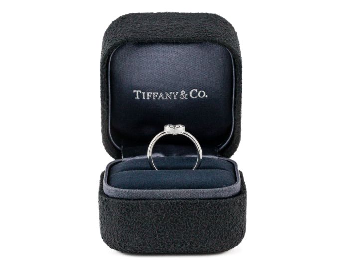 Tiffany & Co Sentimental Diamond Heart Ring (4)