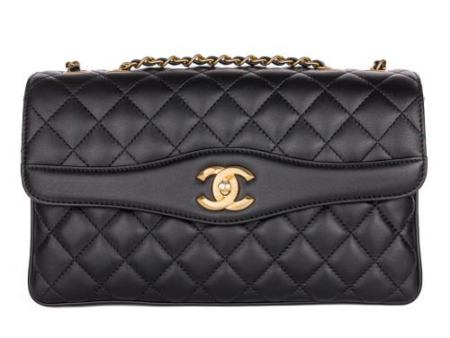 Chanel Black Large Quilted Lambskin Daily Companion Flap
